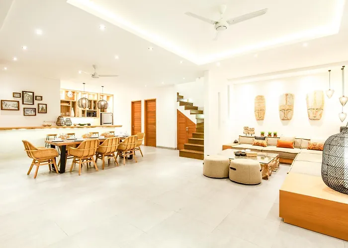Coastal Comfort Cozy 4Br Villa, 300M To Finns Canggu 