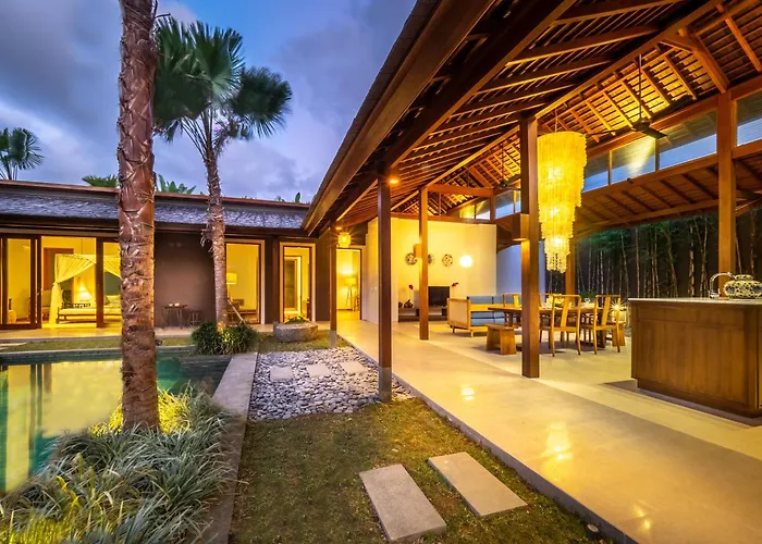 Bumbak Park Villas By Nakula Canggu 