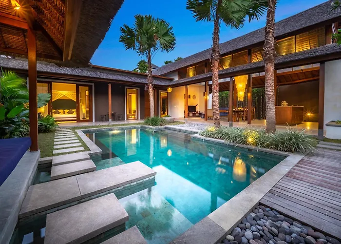 Bumbak Park Villas By Nakula Canggu 